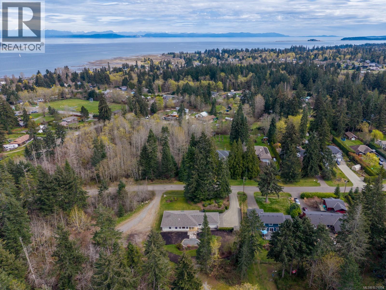 3815 Roy Creek Rd, Royston, British Columbia  V0R 2V0 - Photo 18 - 1031954