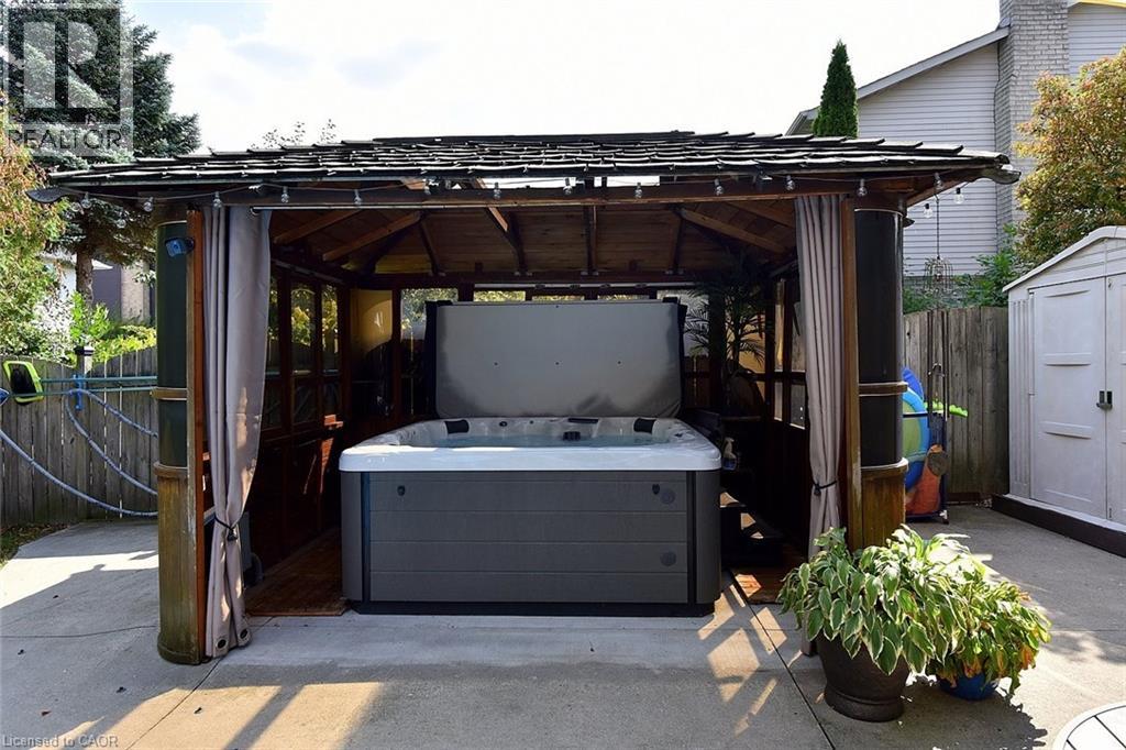 18 Charterhouse Crescent, Ancaster, Ontario  L9G 4E5 - Photo 40 - 40823159