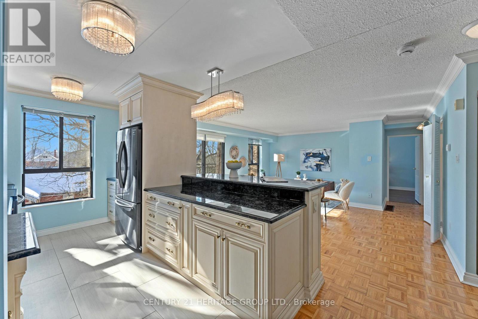 Ph 1 - 15390 Yonge Street, Aurora, Ontario  L4G 1N8 - Photo 9 - N12789574