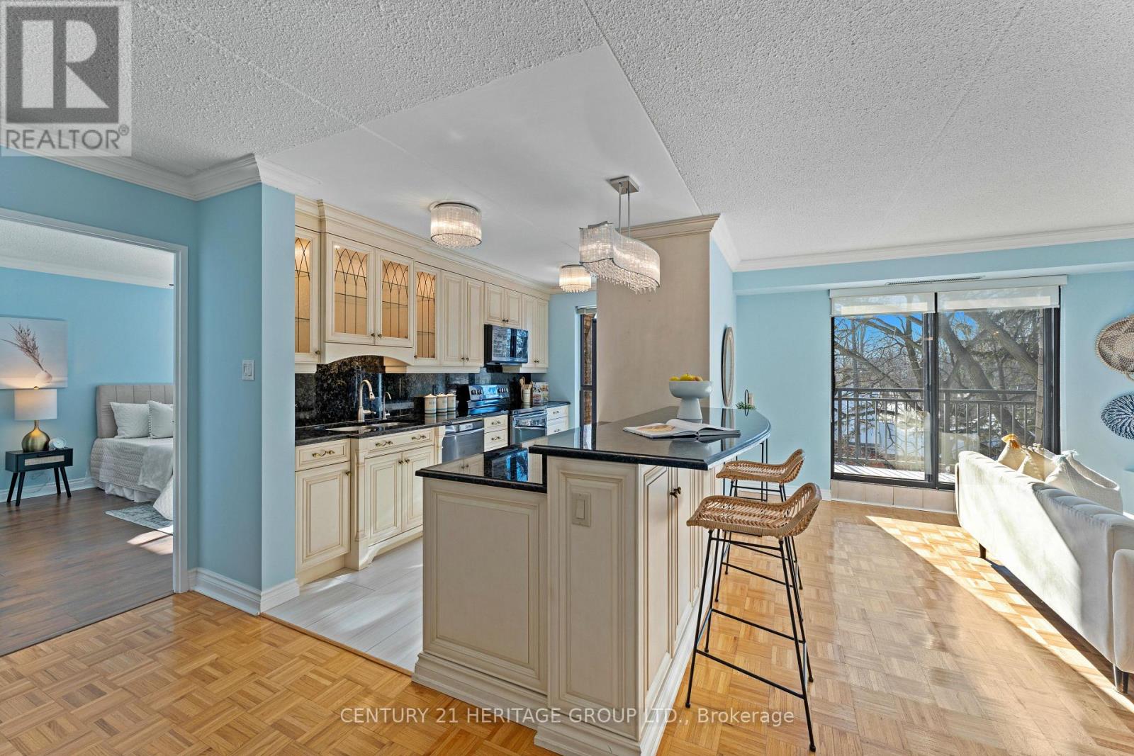 Ph 1 - 15390 Yonge Street, Aurora, Ontario  L4G 1N8 - Photo 8 - N12789574