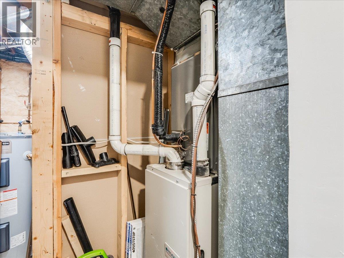 3461 Aster Drive, Trail, British Columbia  V1R 2X2 - Photo 34 - 10384382