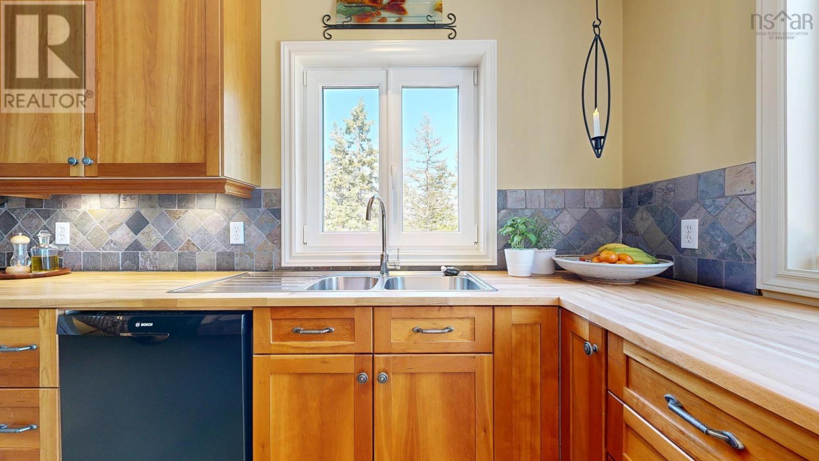 55 Lintlops Road, Murphy Cove, Nova Scotia  B0J 3H0 - Photo 10 - 202608123