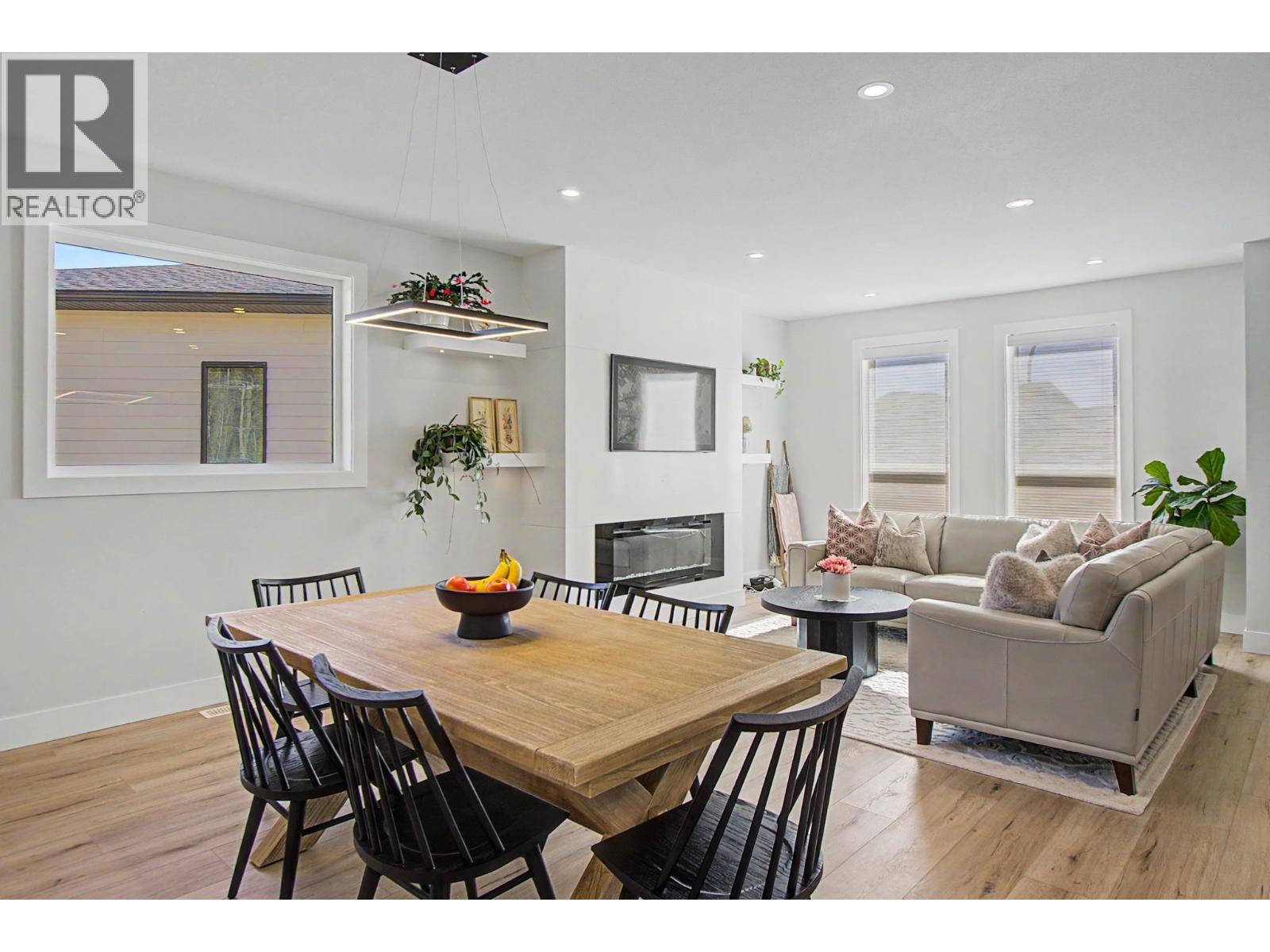 4192-4194 Mears Court, Prince George, British Columbia  V2K 0B1 - Photo 7 - R3114853