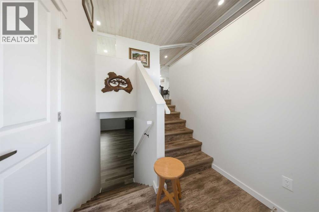 69 Mackenzie Avenue, Lacombe, Alberta  T4L 0H9 - Photo 6 - A2283767