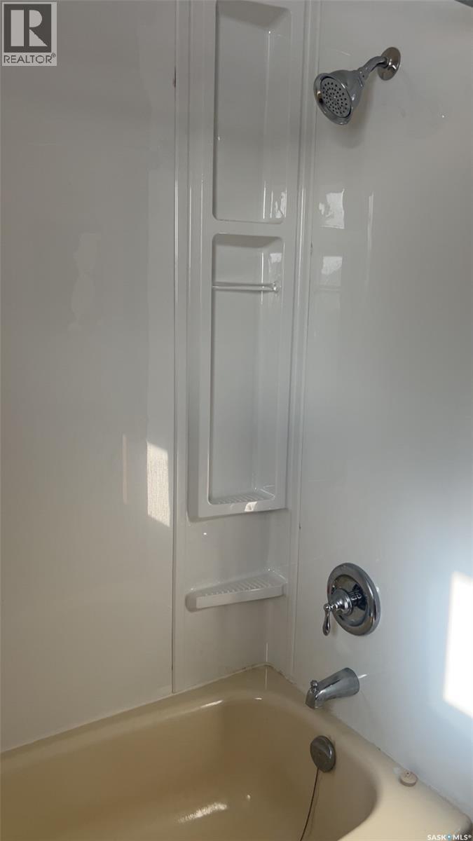 563 Birch Street, Porcupine Rm No. 395, Saskatchewan  S0E 0K0 - Photo 10 - SK033677