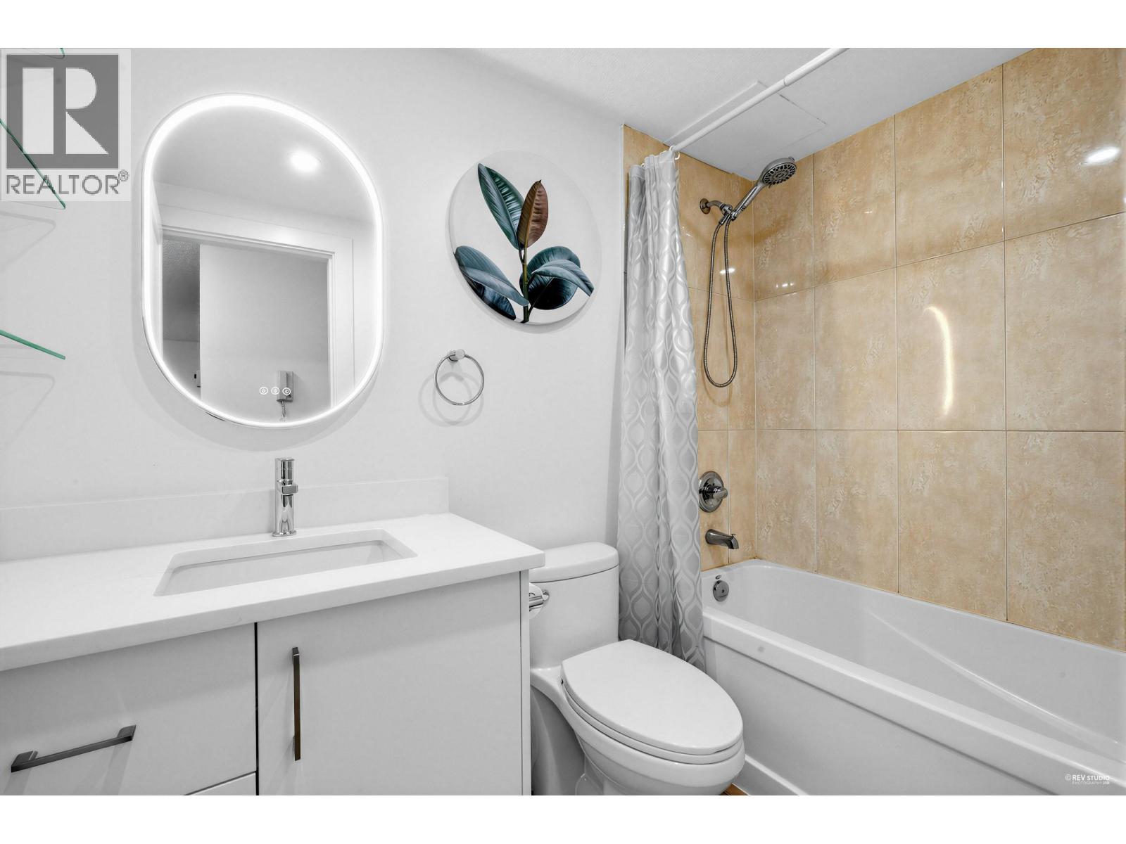 107 2925 Glen Drive, Coquitlam, British Columbia  V3B 7H9 - Photo 11 - R3087317