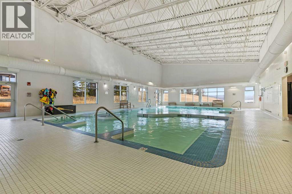 332 Cottageclub Way, Rural Rocky View County, Alberta  T4C 1C3 - Photo 36 - A2293703