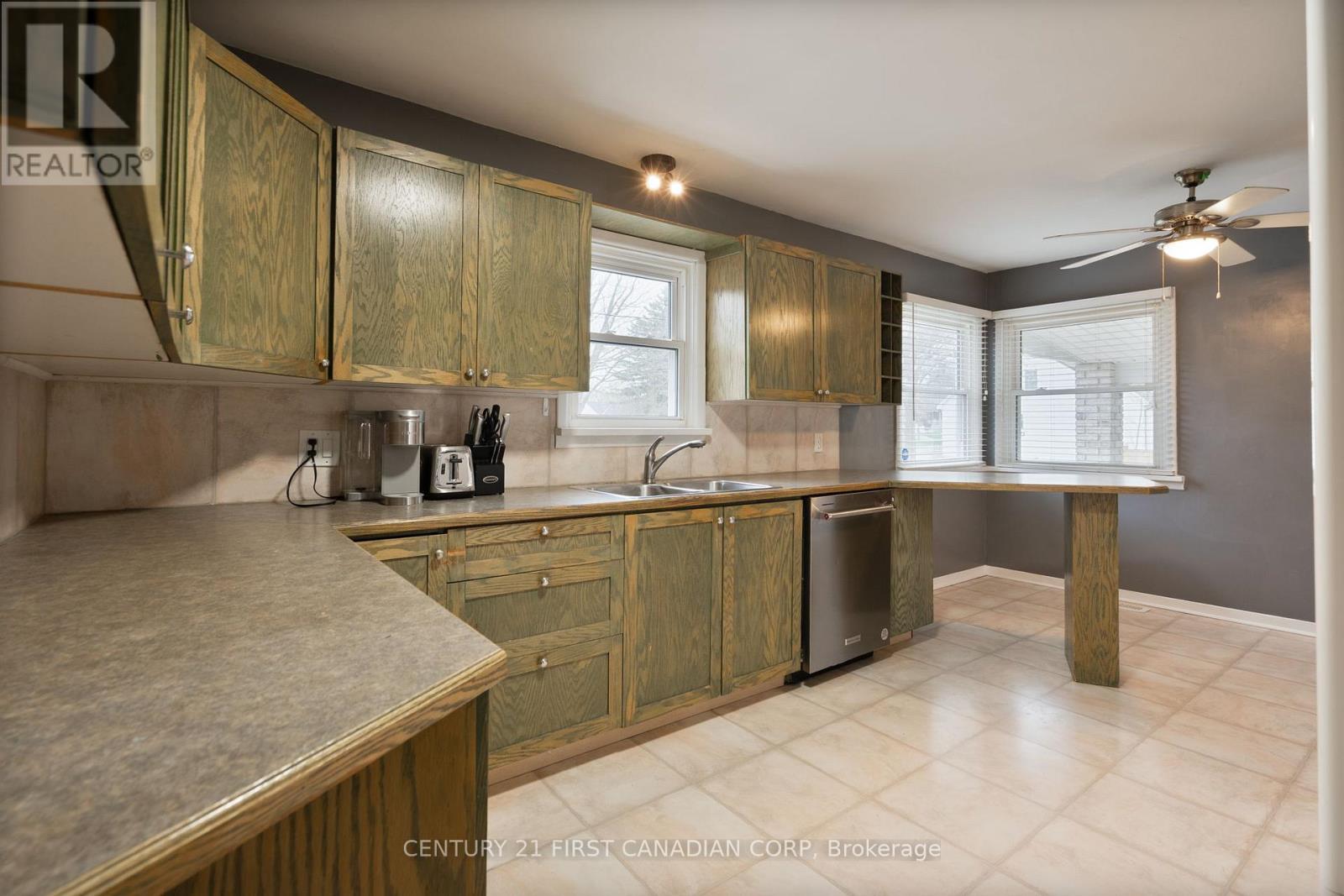 1810 Avalon Street, London East, Ontario  N5W 3G8 - Photo 8 - X13033000