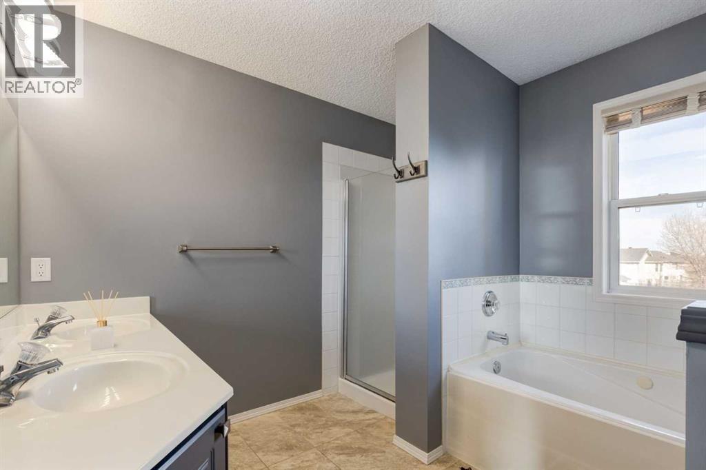 161 Douglas Ridge Place Se, Calgary, Alberta  T2Z 2T3 - Photo 24 - A2295250