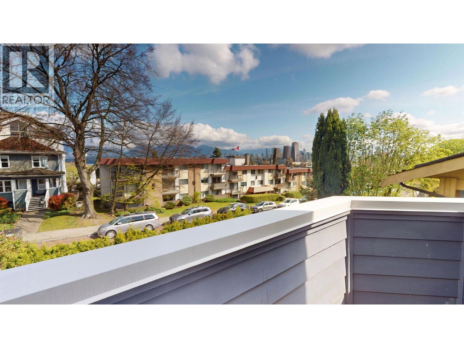 2158 W 3rd Avenue, Vancouver, British Columbia  V6K 1L1 - Photo 11 - R3113534