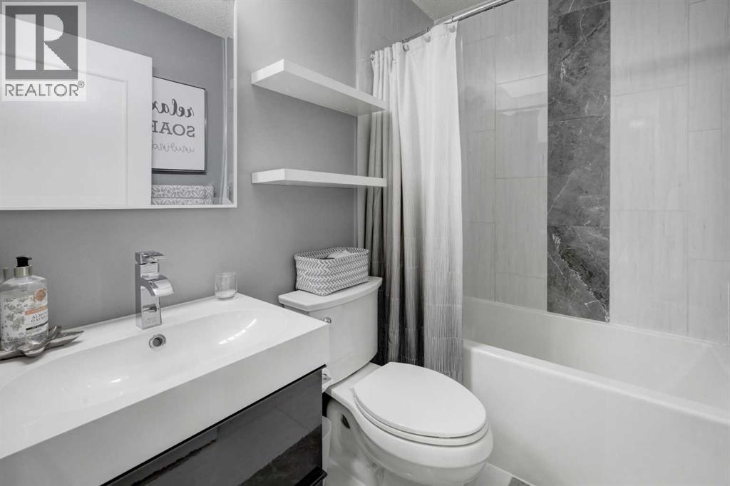 19 Riverstone Crescent SE, Calgary, Alberta  T2C 4A4 - Photo 28 - A2301777