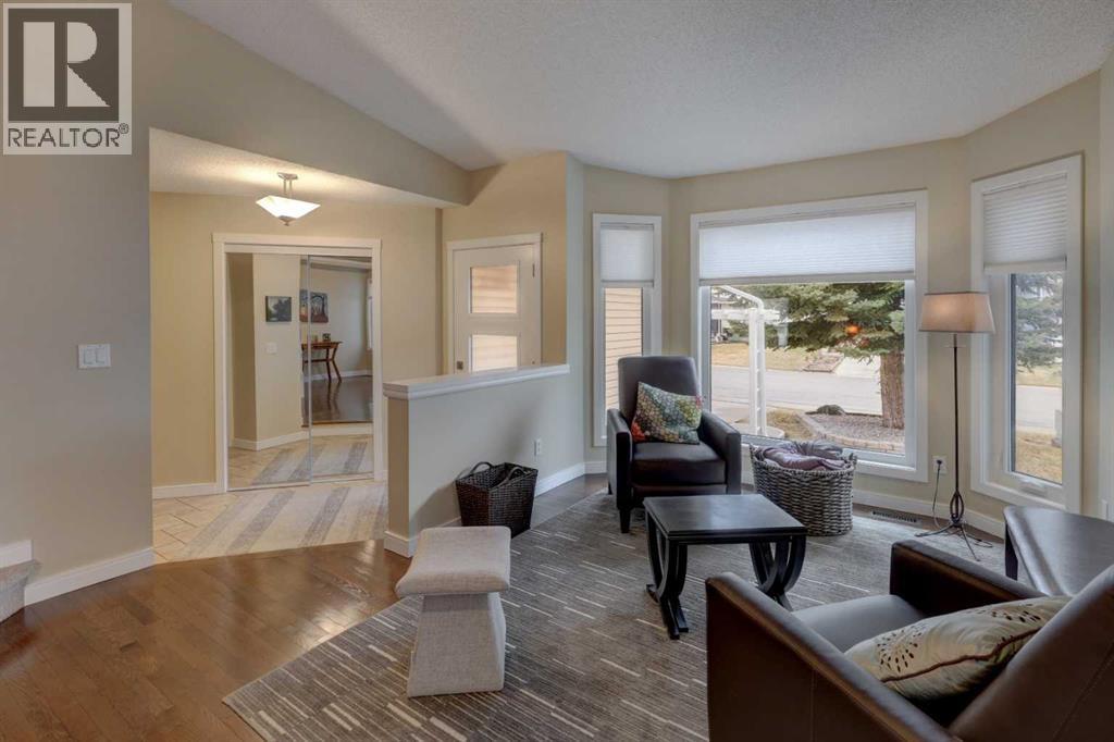 19 Riverstone Crescent SE, Calgary, Alberta  T2C 4A4 - Photo 3 - A2301777