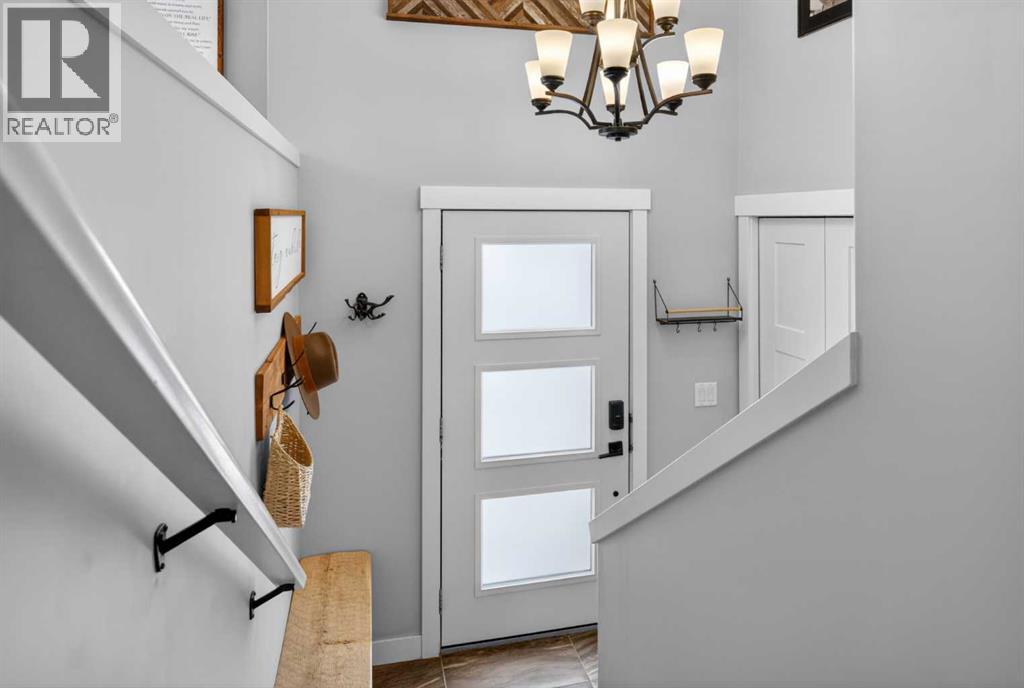 612 Country Meadows Close NW, Diamond Valley, Alberta  T0L 2A0 - Photo 3 - A2301804