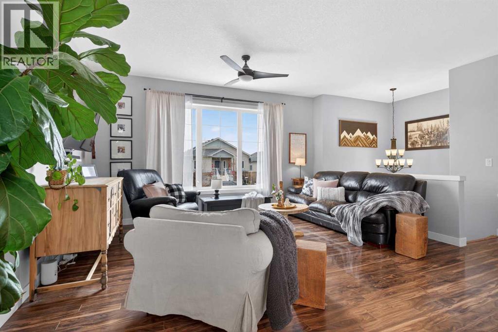 612 Country Meadows Close NW, Diamond Valley, Alberta  T0L 2A0 - Photo 6 - A2301804