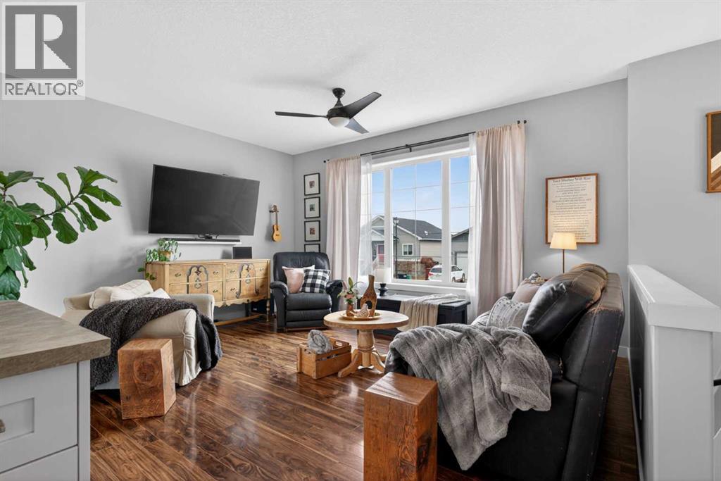 612 Country Meadows Close NW, Diamond Valley, Alberta  T0L 2A0 - Photo 5 - A2301804