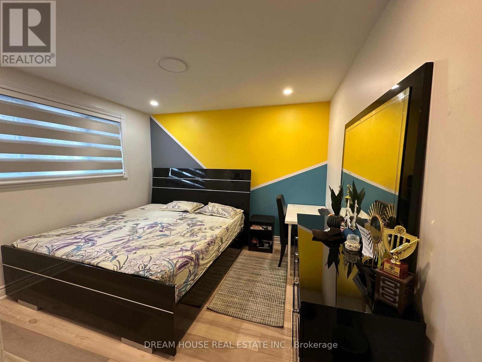 20 Harold Street, Whitby, Ontario  L1N 8Z7 - Photo 10 - E13032972