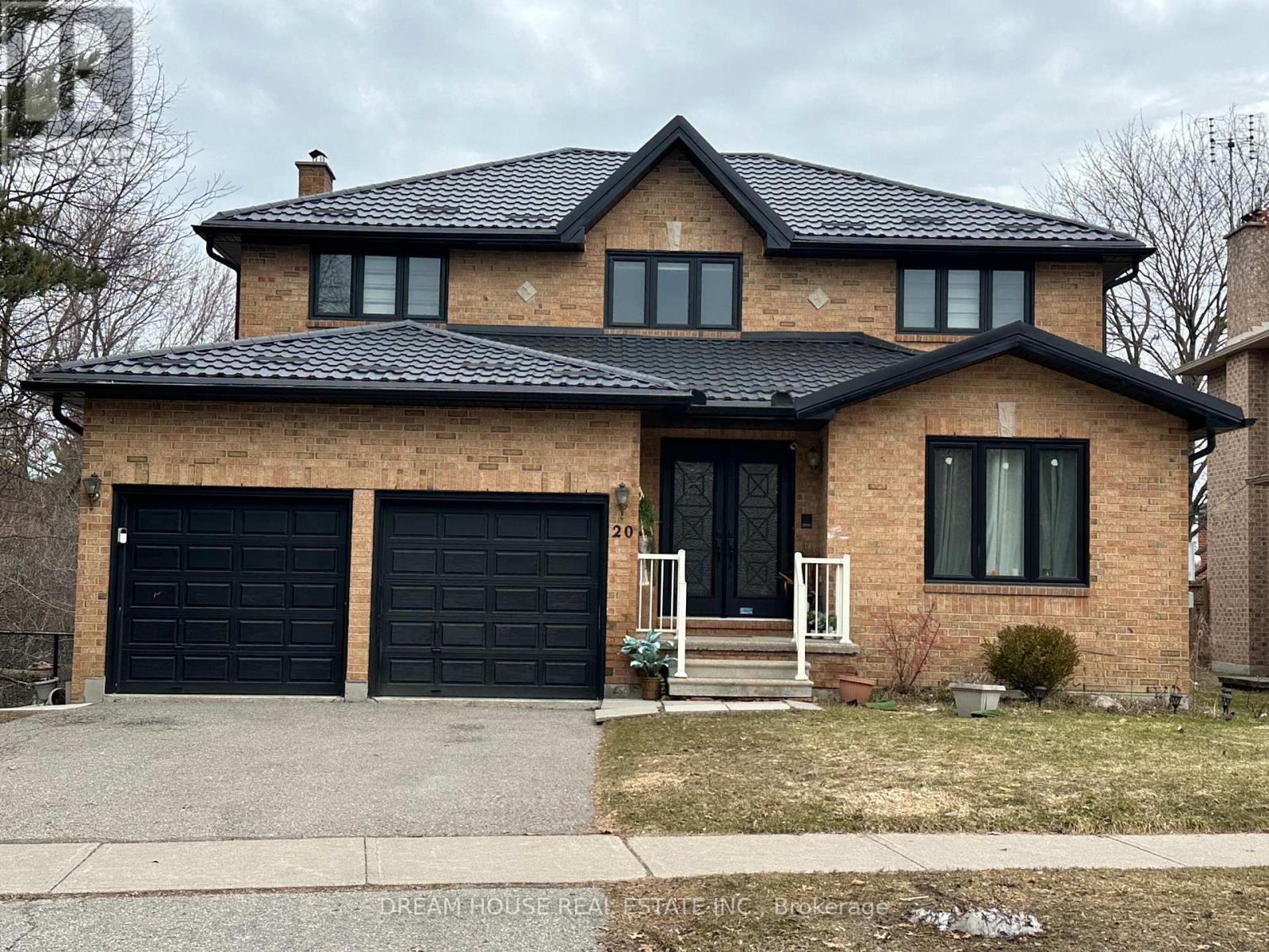 20 Harold Street, Whitby, Ontario  L1N 8Z7 - Photo 2 - E13032972