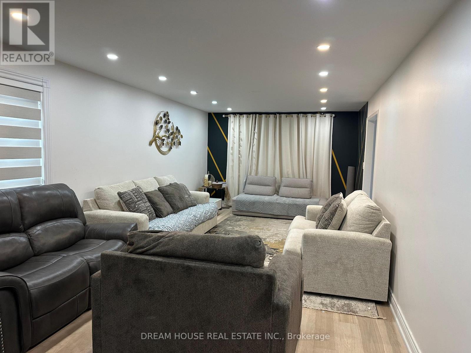 20 Harold Street, Whitby, Ontario  L1N 8Z7 - Photo 6 - E13032972