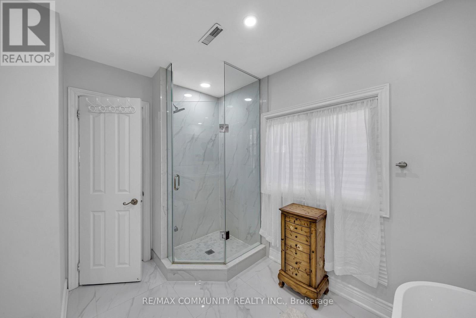 46 Mcgrath Court, Toronto, Ontario  M1C 3B5 - Photo 19 - E13032980