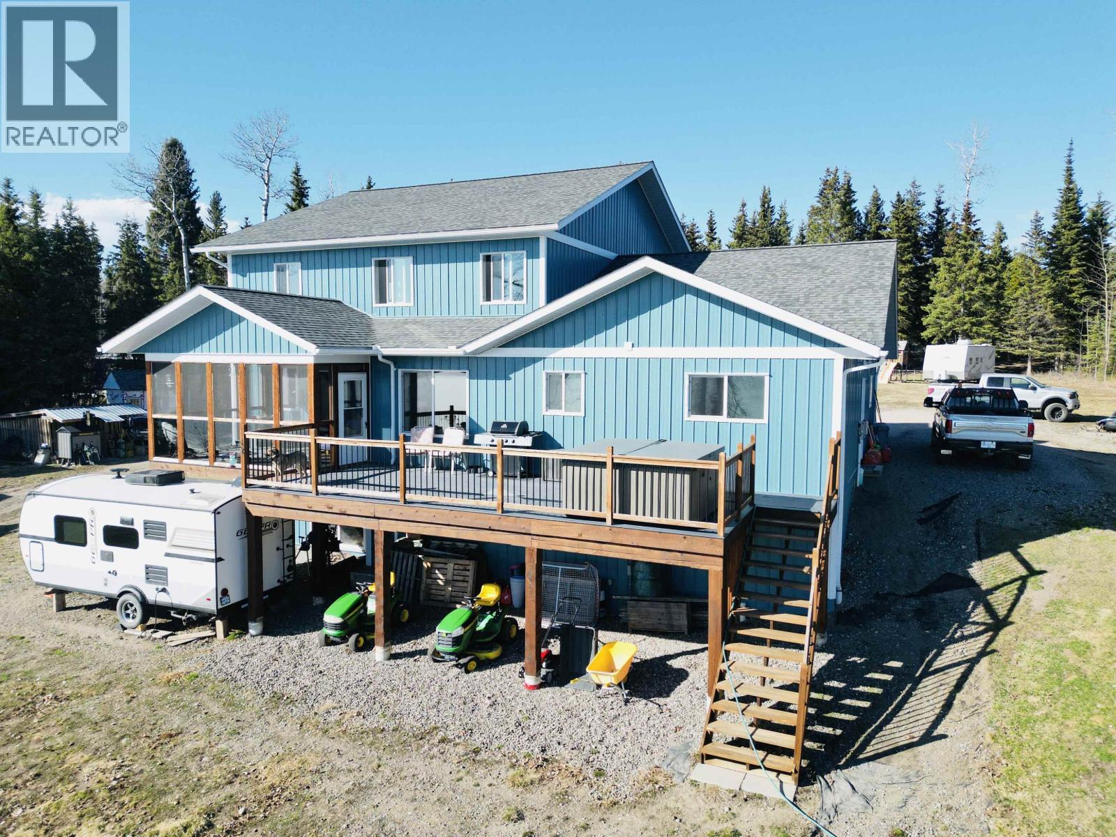 3789 E Tchesinkut Road, Burns Lake, British Columbia  V0J 1E2 - Photo 7 - R3114837