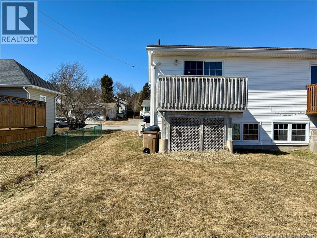 61 Downsview Drive, Saint John, New Brunswick  E2M 7X4 - Photo 11 - NB136164