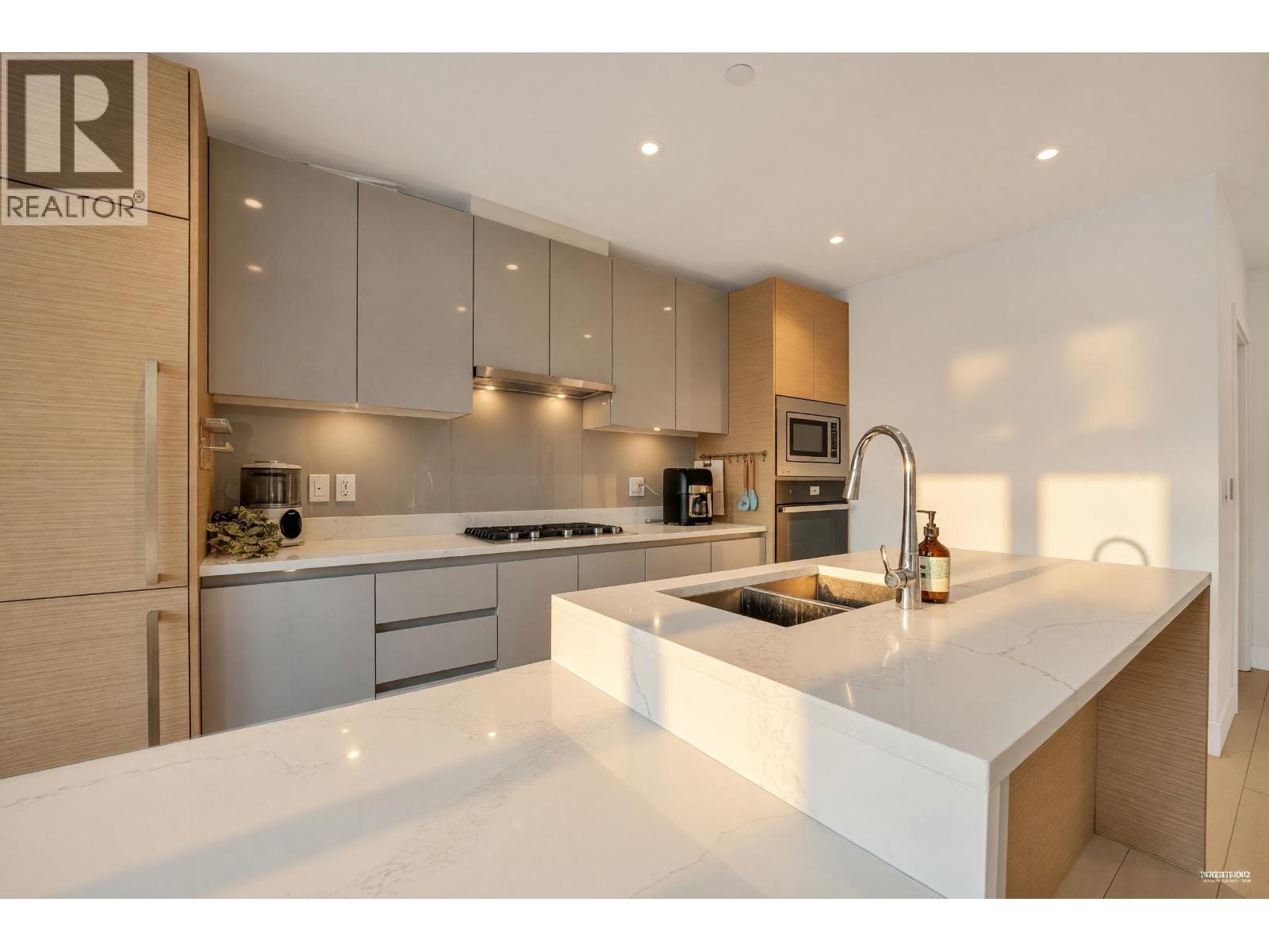 512 3538 Sawmill Crescent, Vancouver, British Columbia  V5S 0J8 - Photo 10 - R3114761