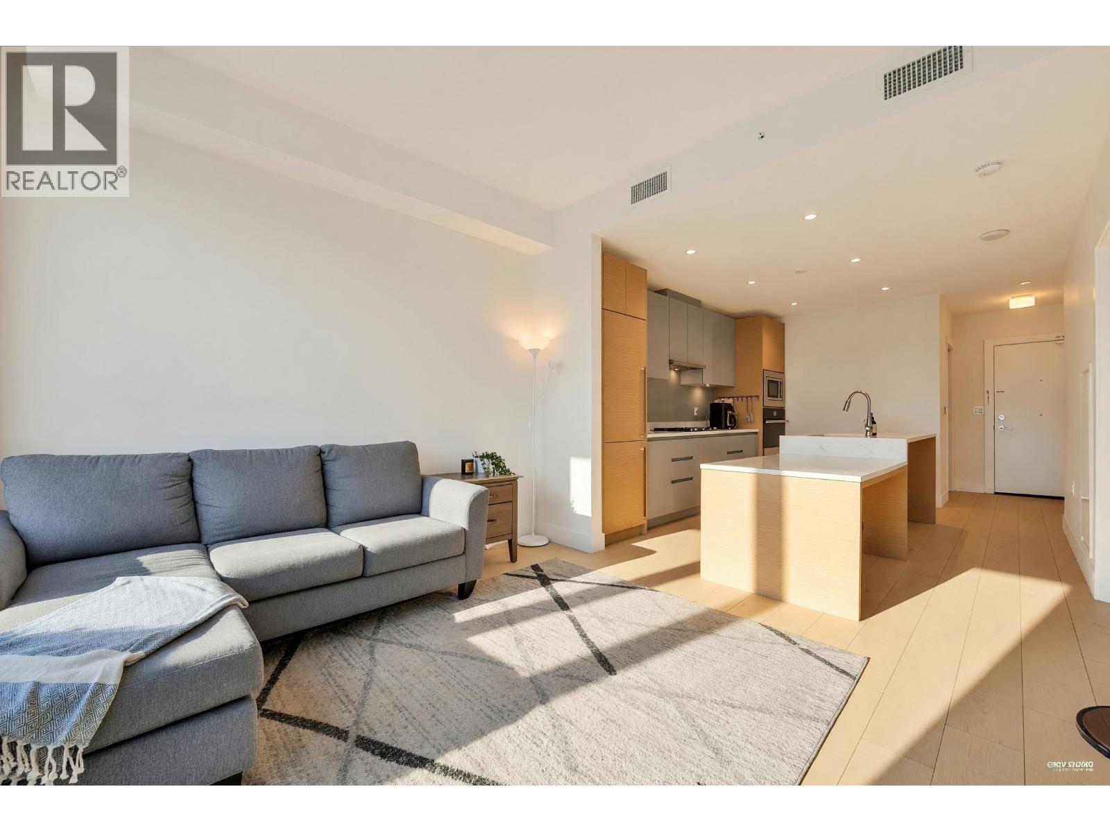 512 3538 Sawmill Crescent, Vancouver, British Columbia  V5S 0J8 - Photo 4 - R3114761