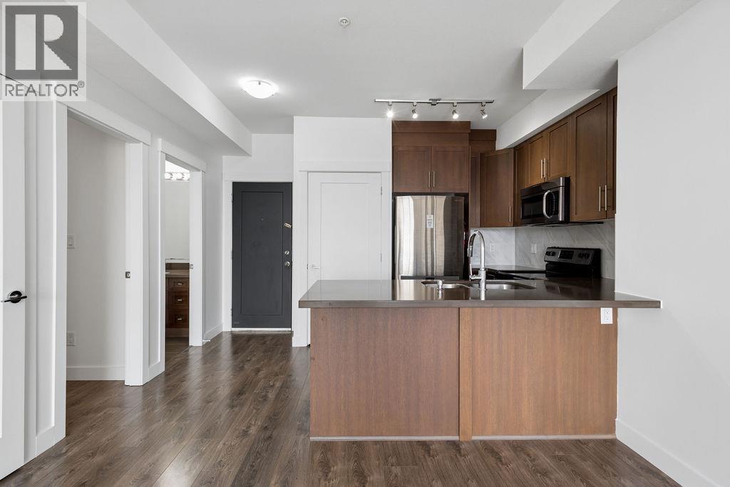 205 827 Roderick Avenue, Coquitlam, British Columbia  V3K 0E3 - Photo 3 - R3114803