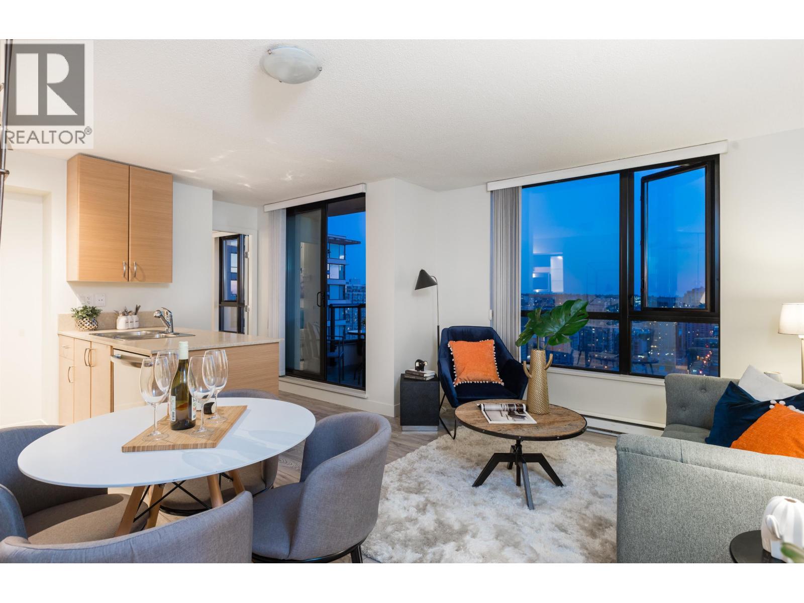 2609 929 Homer Street, Vancouver, British Columbia  V6B 1T7 - Photo 3 - R3114820