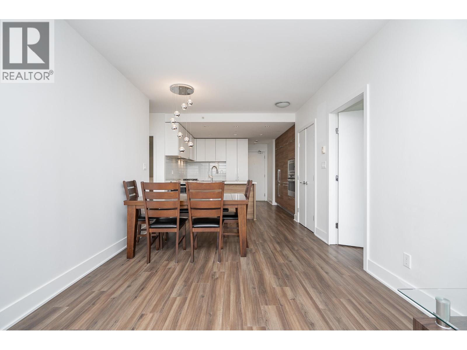 2501 1188 Pinetree Way, Coquitlam, British Columbia  V3B 0K9 - Photo 12 - R3114846