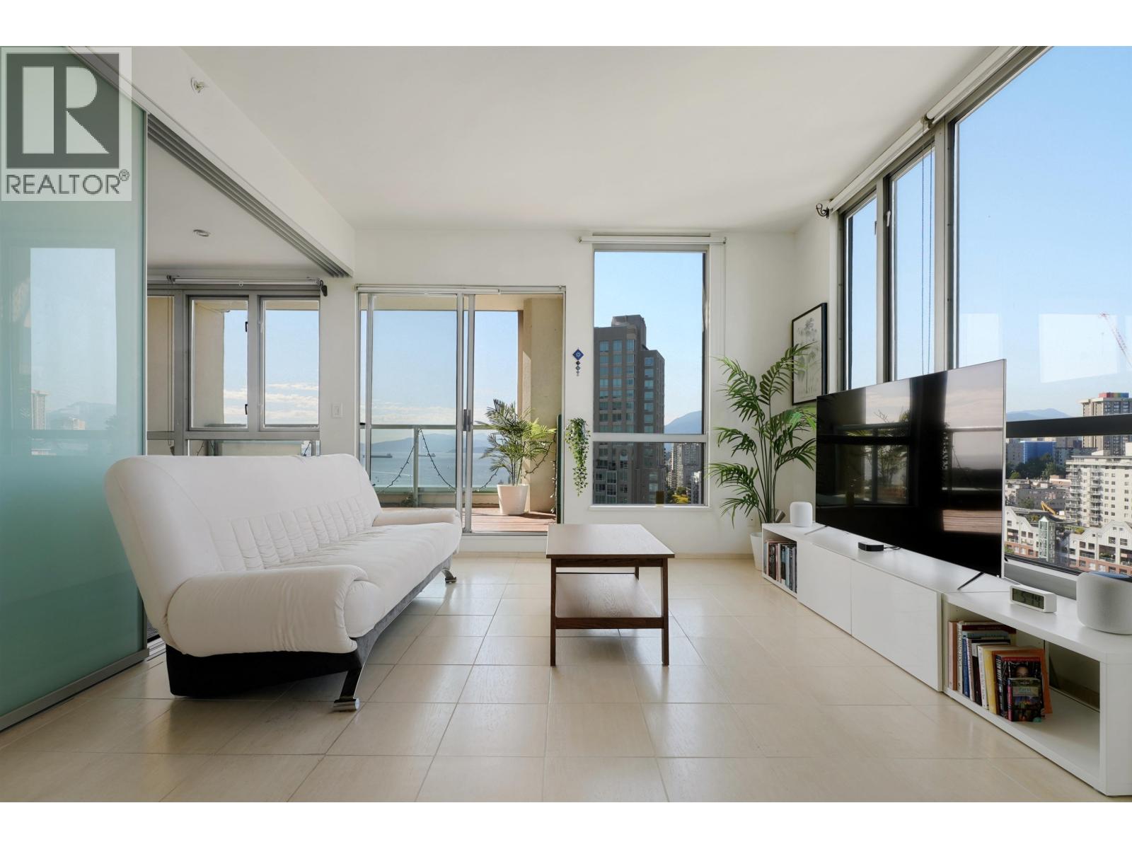 2103 907 Beach Avenue, Vancouver, British Columbia  V6Z 2R3 - Photo 12 - R3114857