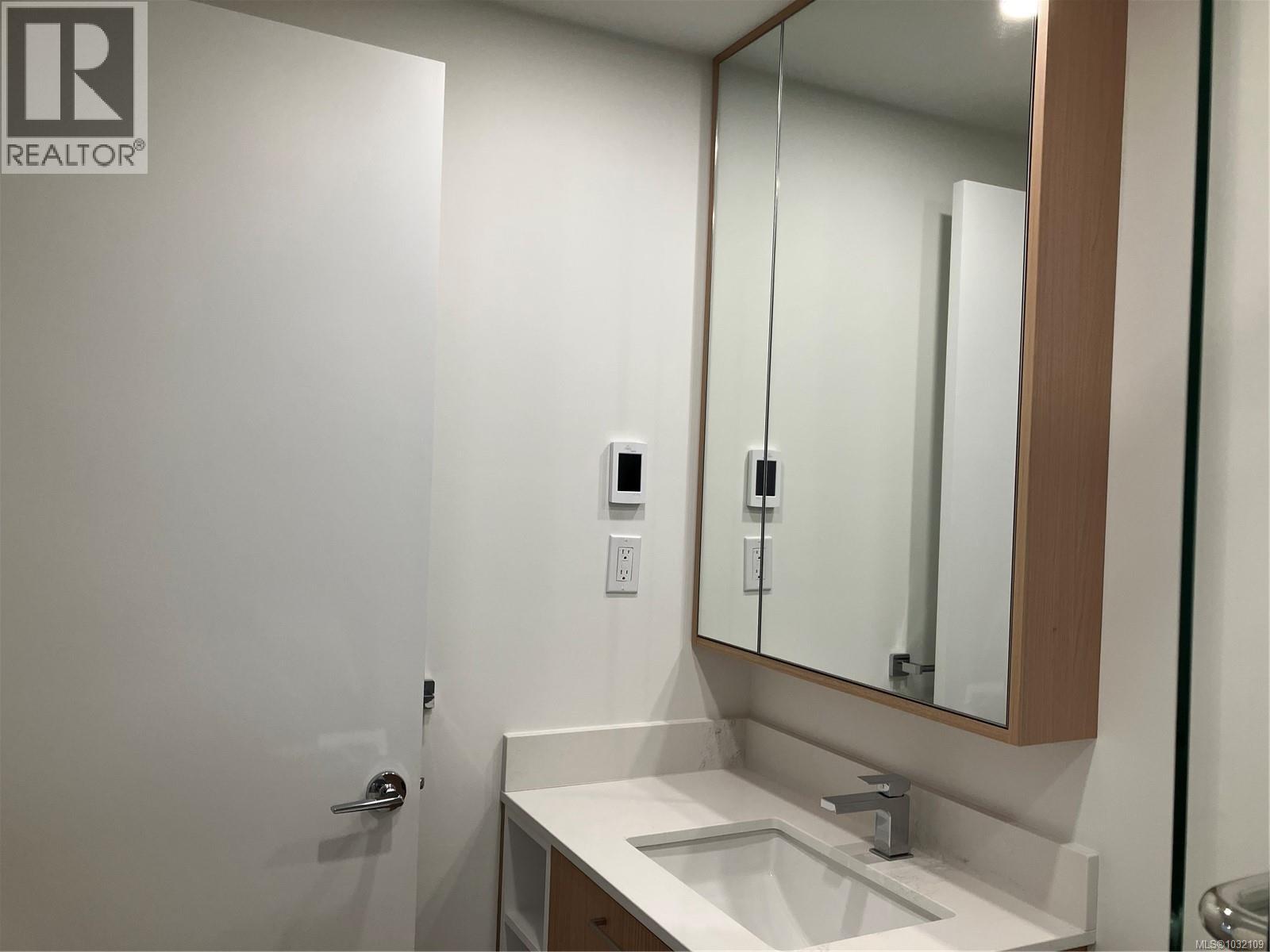 202 899 Esquimalt Rd, Esquimalt, British Columbia  V9A 3M5 - Photo 23 - 1032109