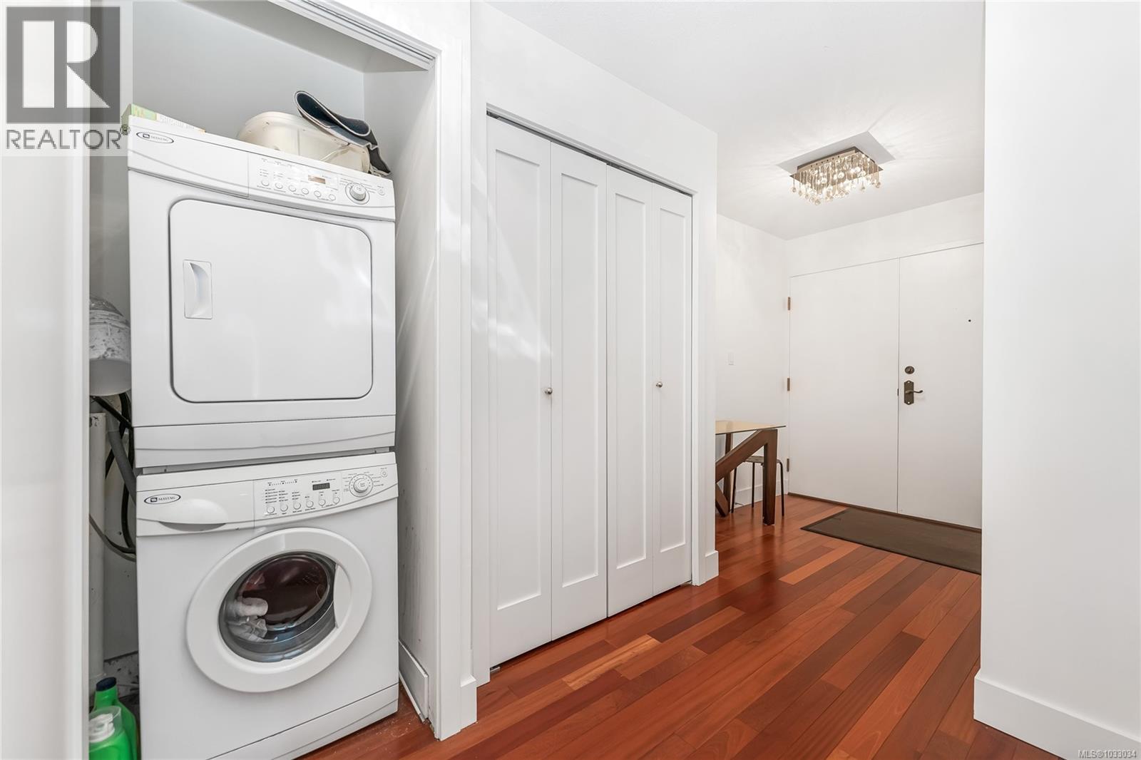 205 2910 Cook St, Victoria, British Columbia  V8T 3S7 - Photo 20 - 1033034