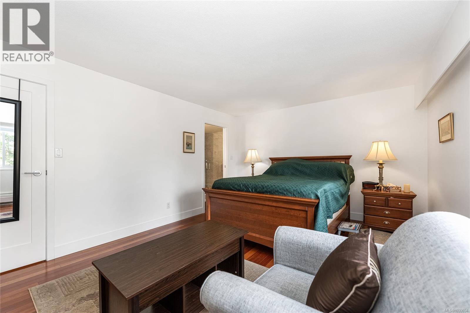 205 2910 Cook St, Victoria, British Columbia  V8T 3S7 - Photo 13 - 1033034