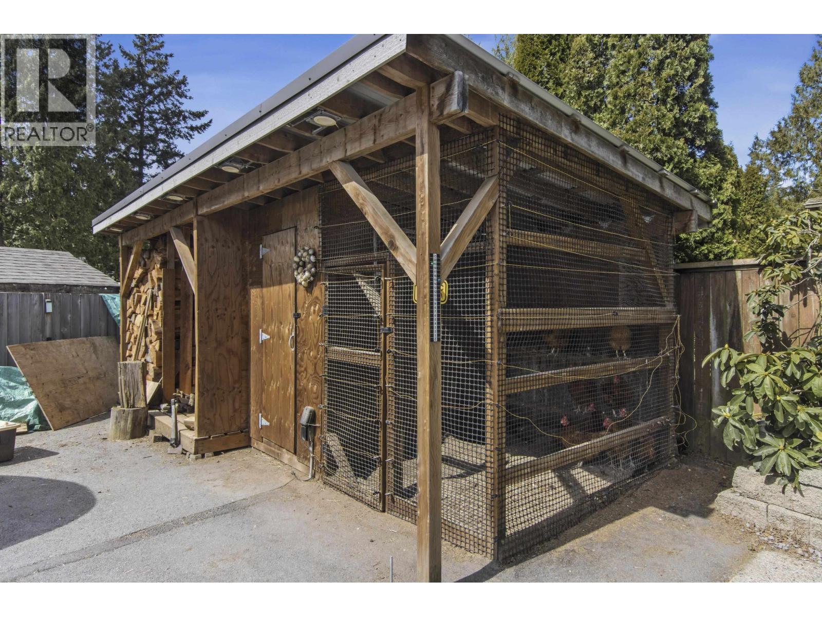 2541 Montrose Way, Squamish, British Columbia  V0N 1T0 - Photo 15 - R3114773