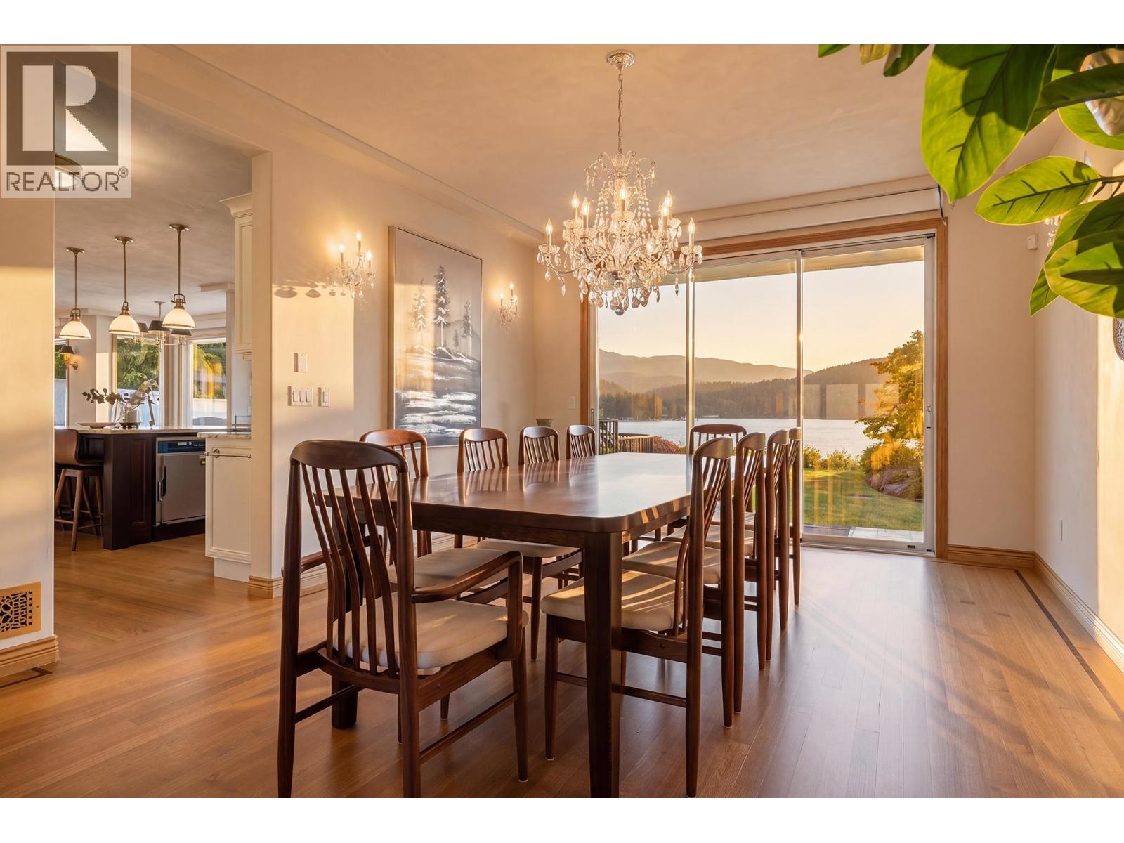 588 Lowry Lane, North Vancouver, British Columbia  V7G 1R3 - Photo 13 - R3114800