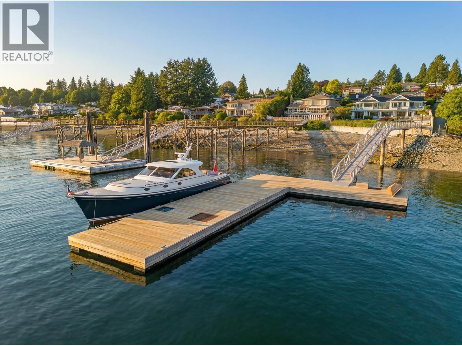 588 Lowry Lane, North Vancouver, British Columbia  V7G 1R3 - Photo 2 - R3114800