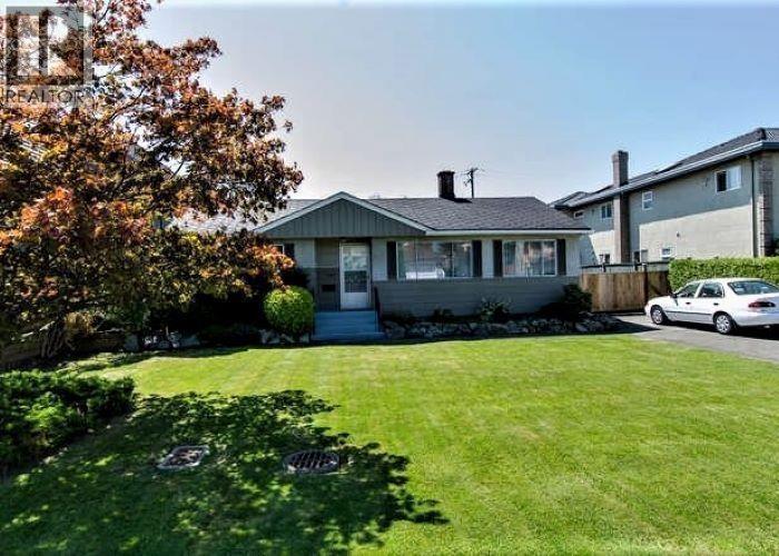 7400 Broadmoor Boulevard, Richmond, British Columbia  V7A 1A5 - Photo 2 - R3114823