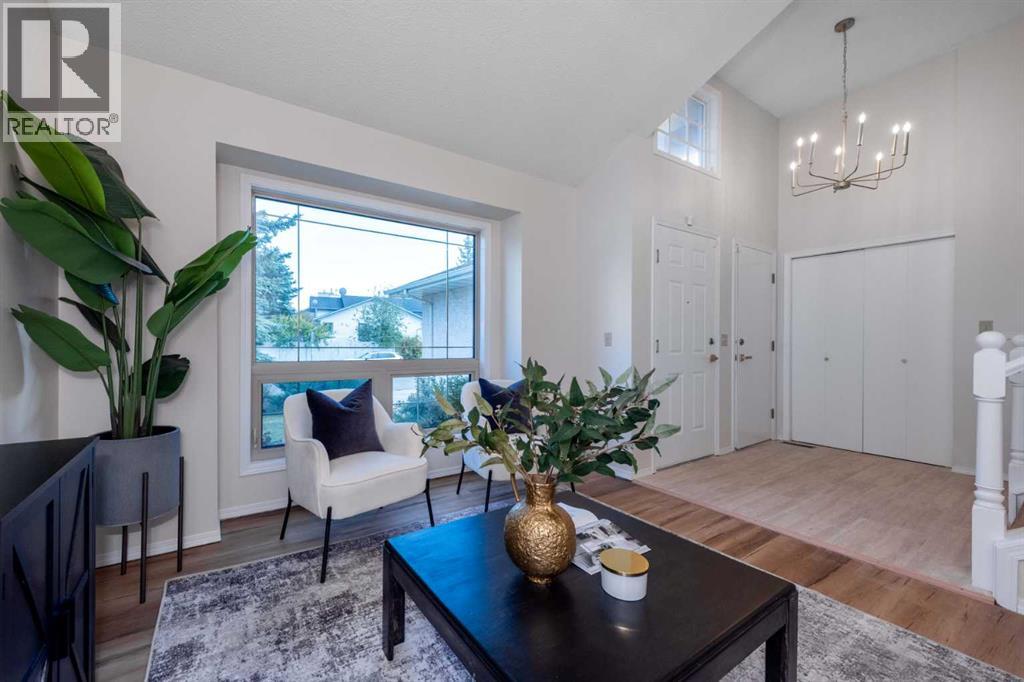 47 Hawkstone Drive Nw, Calgary, Alberta  T3G 2X3 - Photo 11 - A2304142