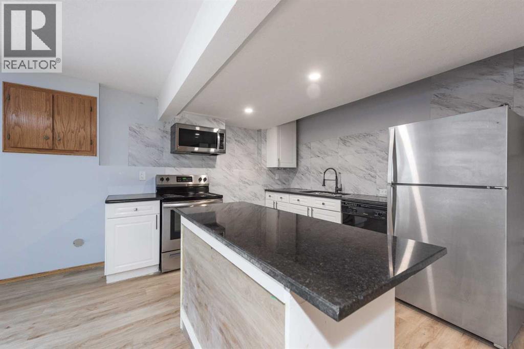 47 Hawkstone Drive Nw, Calgary, Alberta  T3G 2X3 - Photo 37 - A2304142