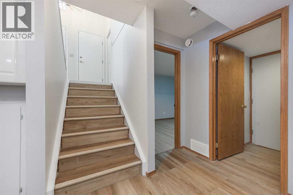 47 Hawkstone Drive Nw, Calgary, Alberta  T3G 2X3 - Photo 35 - A2304142