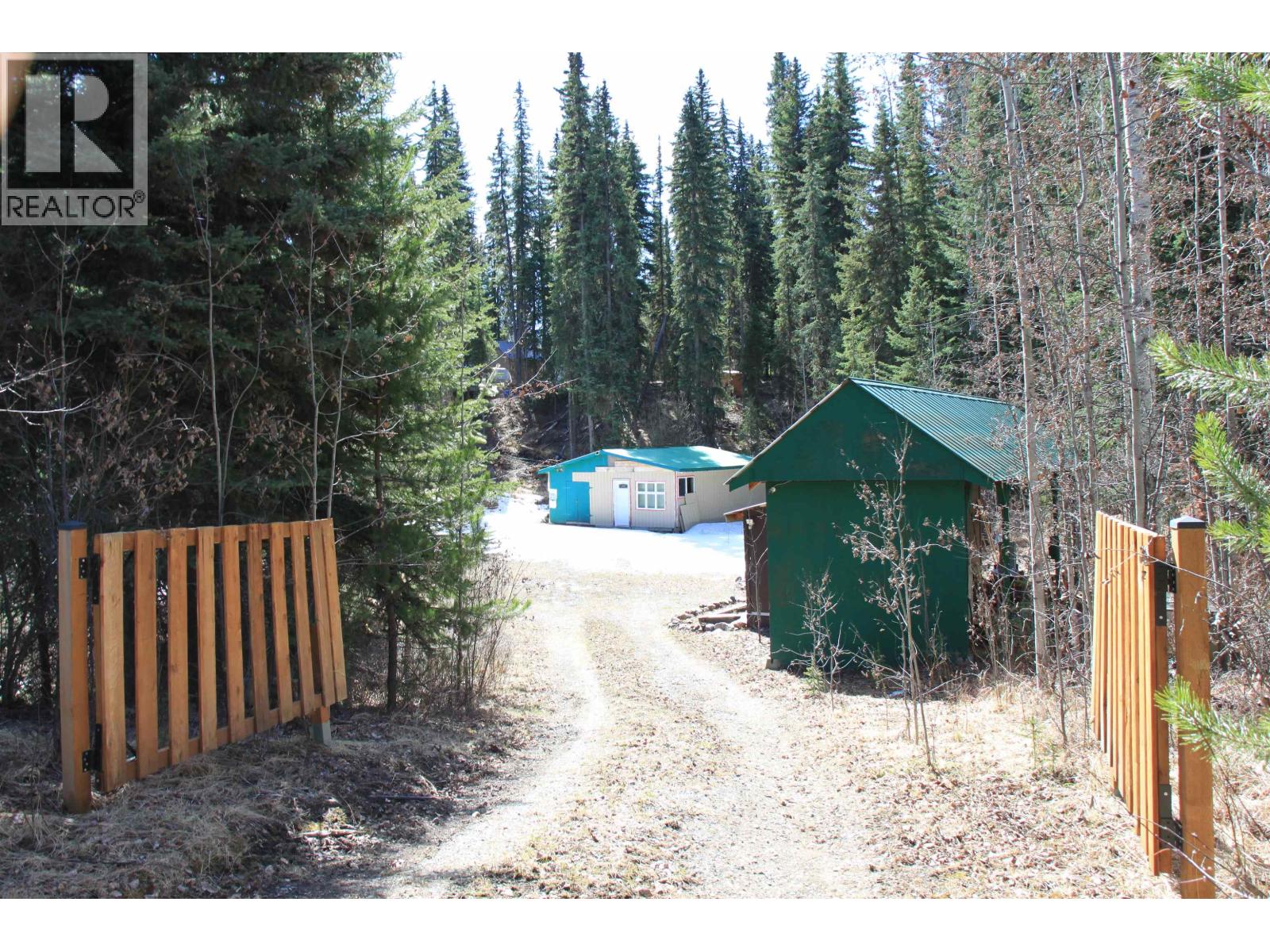 7622 Salish Road, Deka Lake / Sulphurous / Hathaway Lakes, British Columbia  V0K 1X3 - Photo 1 - R3114665