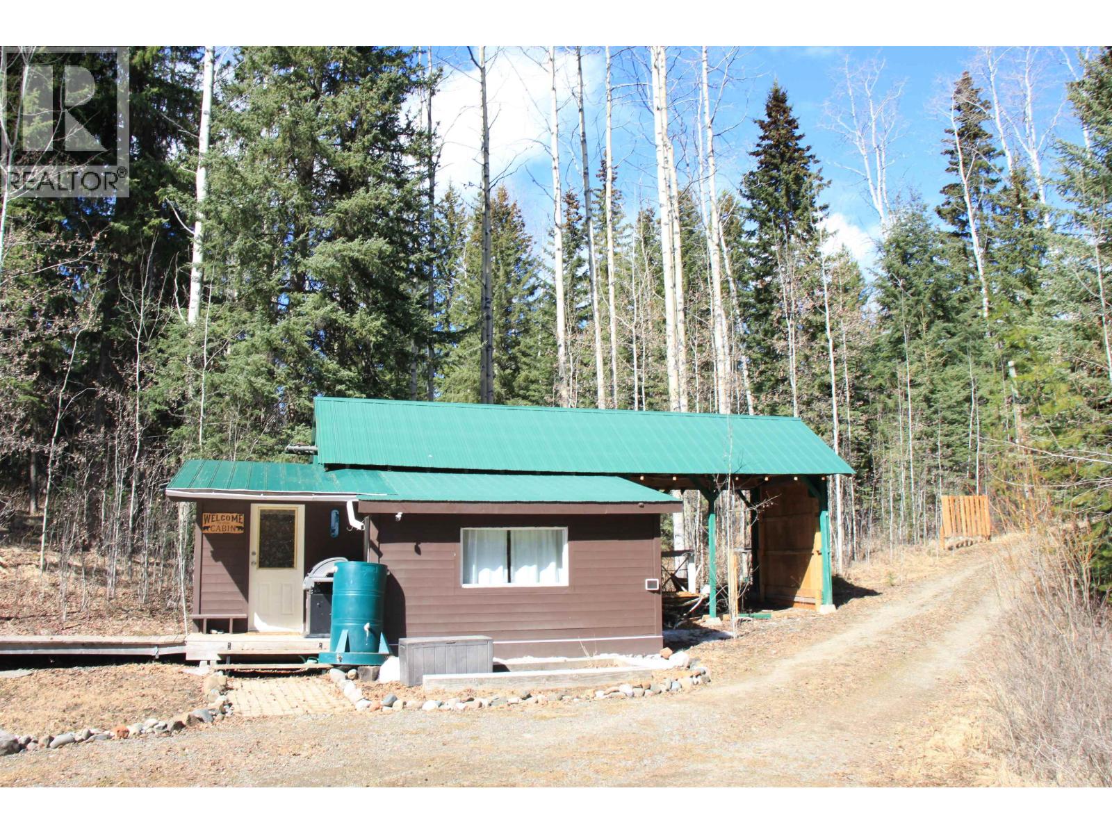 7622 Salish Road, Deka Lake / Sulphurous / Hathaway Lakes, British Columbia  V0K 1X3 - Photo 2 - R3114665