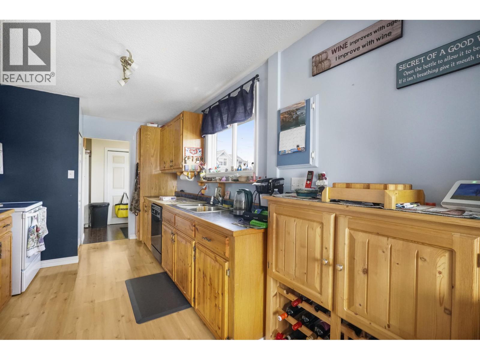 60 Swallow Street, Kitimat, British Columbia  V8C 1K7 - Photo 4 - R3114646