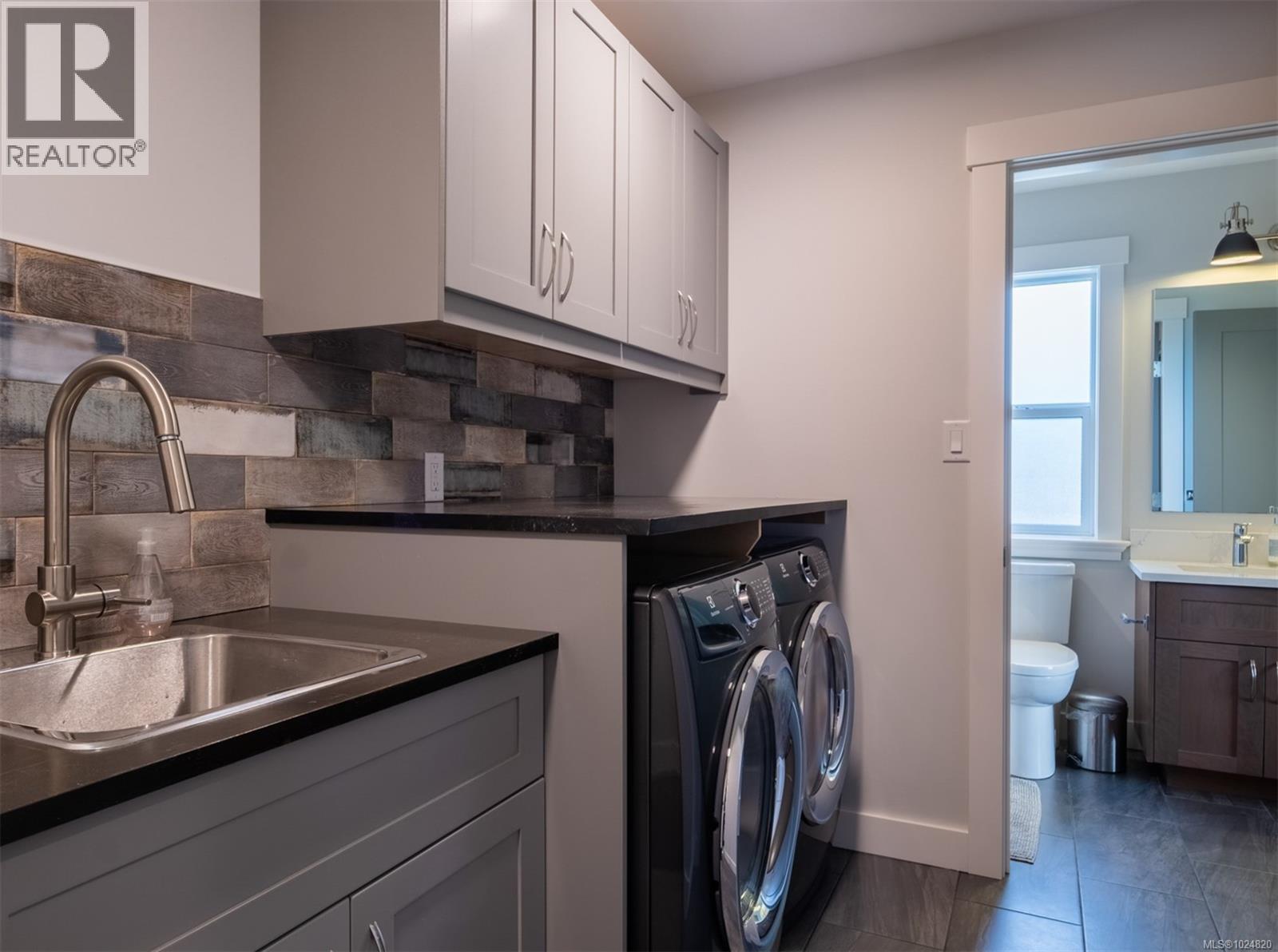 1700 Warn Way, Qualicum Beach, British Columbia  V9K 2S3 - Photo 35 - 1024820