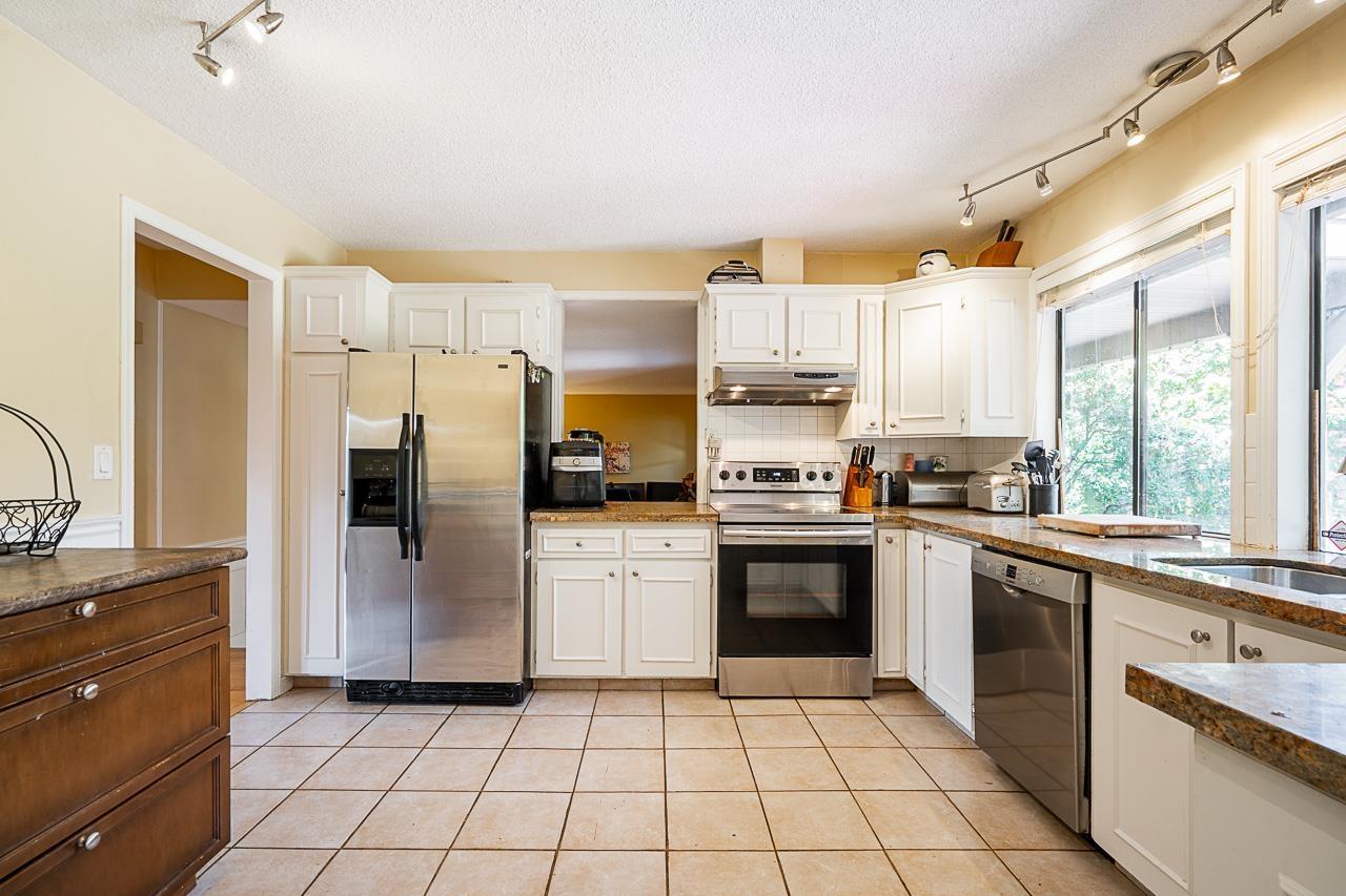 13519 15 Avenue, Surrey, British Columbia  V4A 5H4 - Photo 10 - R3114852