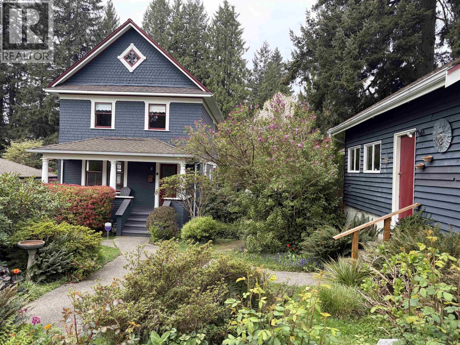 3039 St. Georges Avenue, North Vancouver, British Columbia  V7N 1V1 - Photo 1 - R3109166