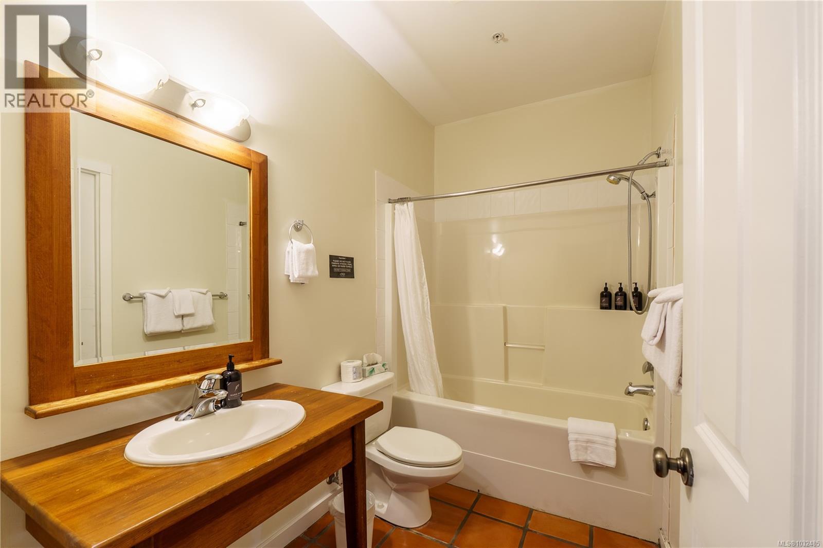 507 1971 Harbour Dr, Ucluelet, British Columbia  V0R 3A0 - Photo 8 - 1032485