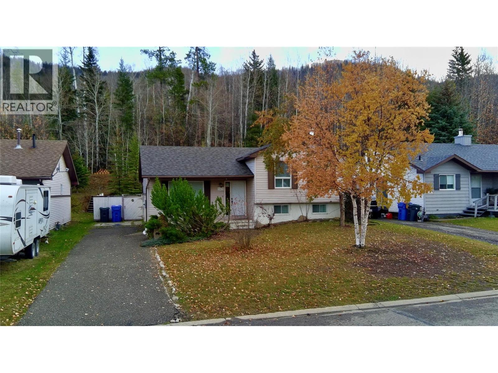 148 Gwillim Crescent, Tumbler Ridge, British Columbia