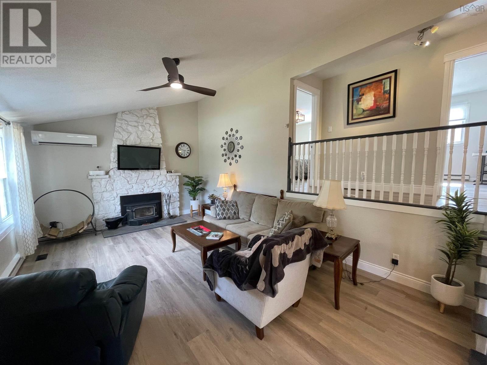 106 Morley Road, Portage, Nova Scotia  B1L 1E2 - Photo 2 - 202604964